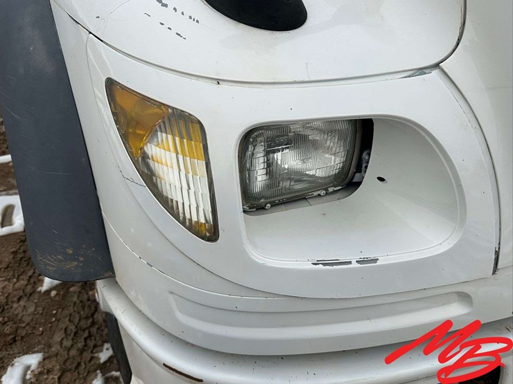 2004-international-7600-image-20