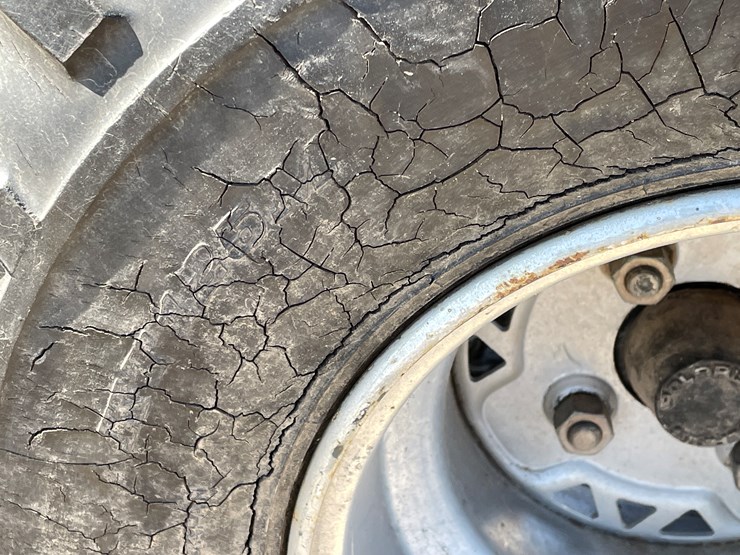 #2293-•-polaris-400-4-wheeler-image-30