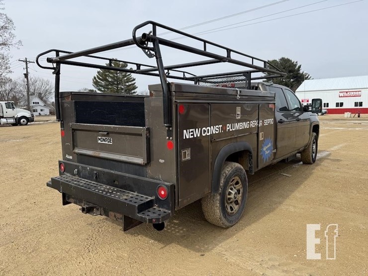 2014-chevrolet-3500hd-image-4