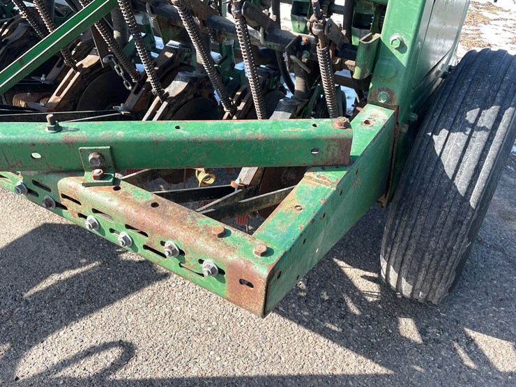 john-deere-8200-image-29