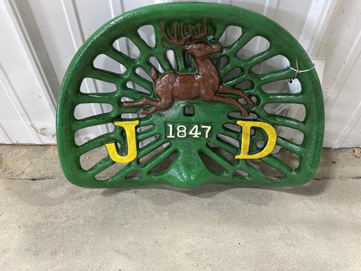 #119-•-john-deere-cast-iron-seat-image-1
