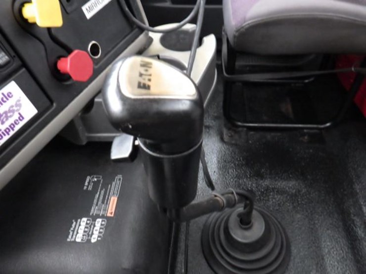 2016-international-8600-image-14