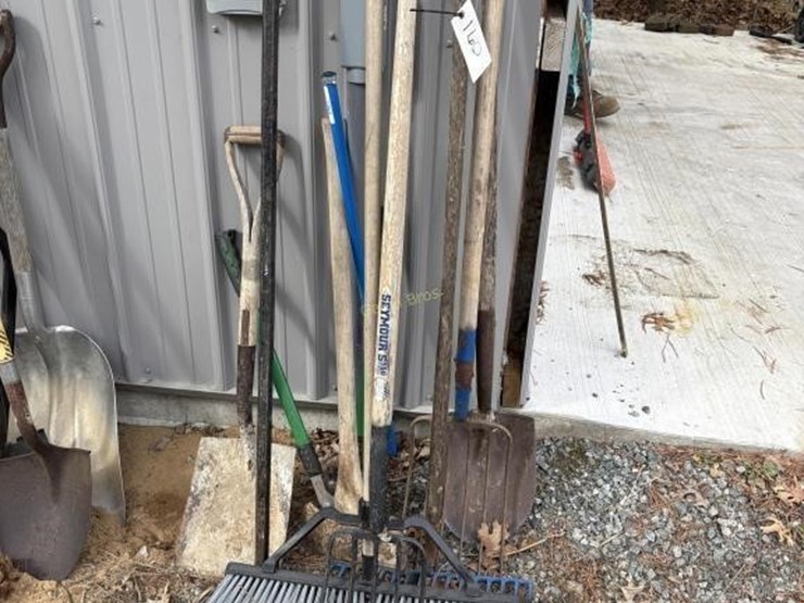misc-yard-tools-image-2