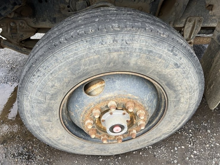 1993-ford-l8000-image-16