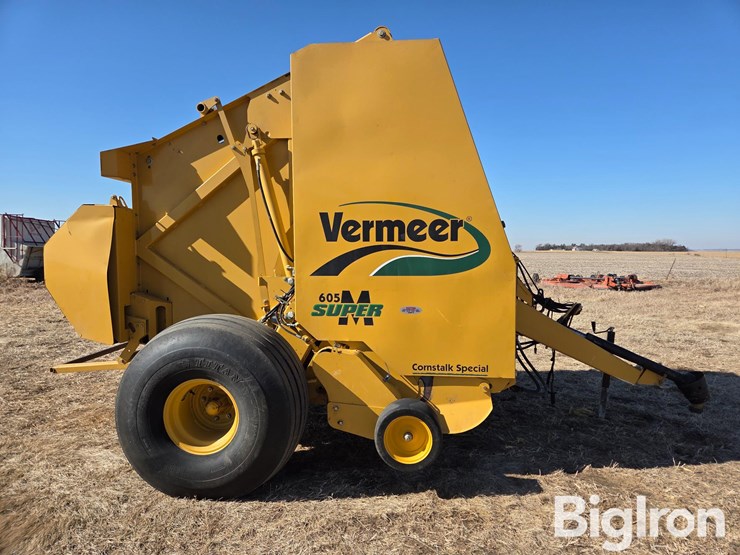 2014-vermeer-605-image-4