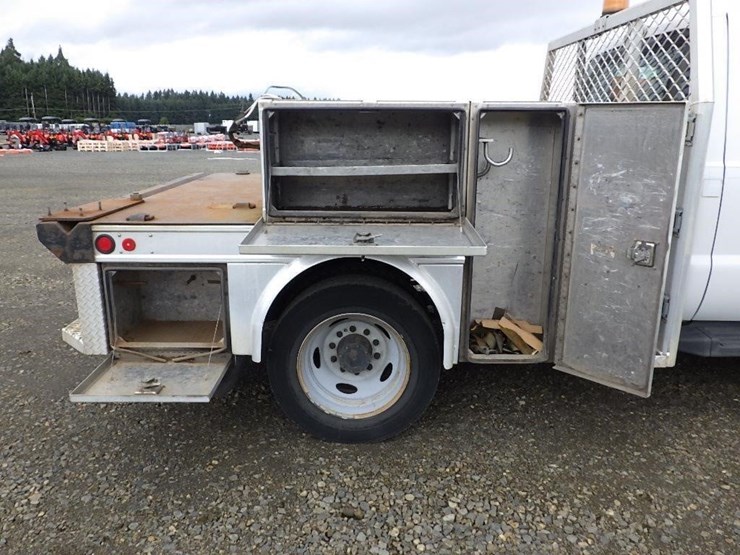 2012-ford-f550-image-16