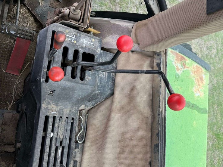 john-deere-2950-image-22