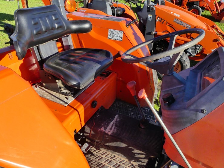 kubota-m4700-image-10