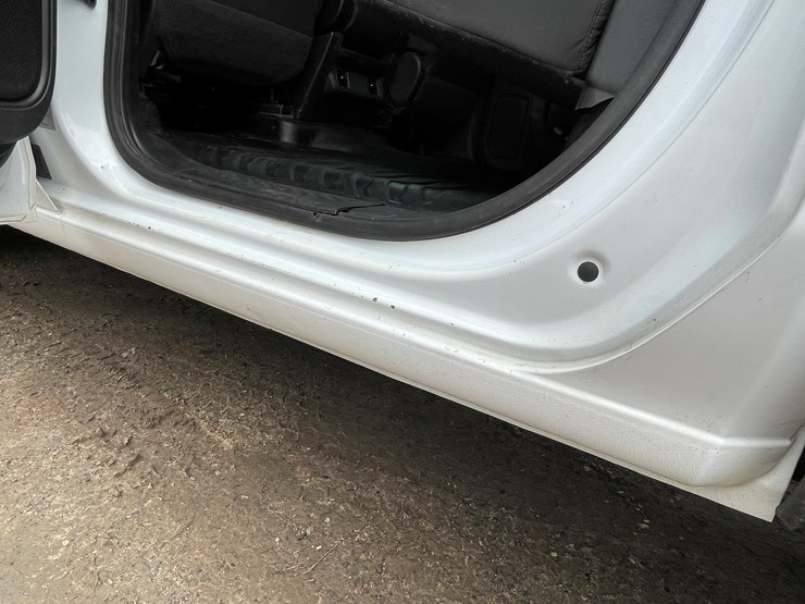 2020-chevrolet-2500hd-image-27