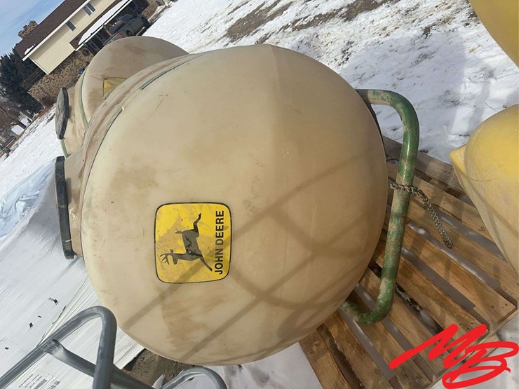 john-deere-220-image-4