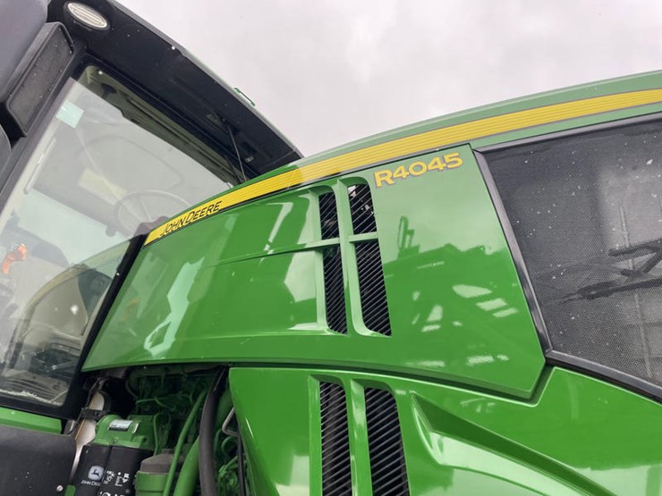 2018-john-deere-r4045-image-12