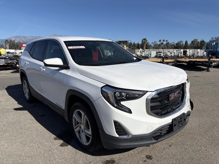 2018-gmc-terrain-sle-image-2