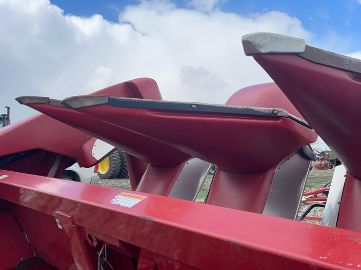 2012-case-ih-3208-image-21