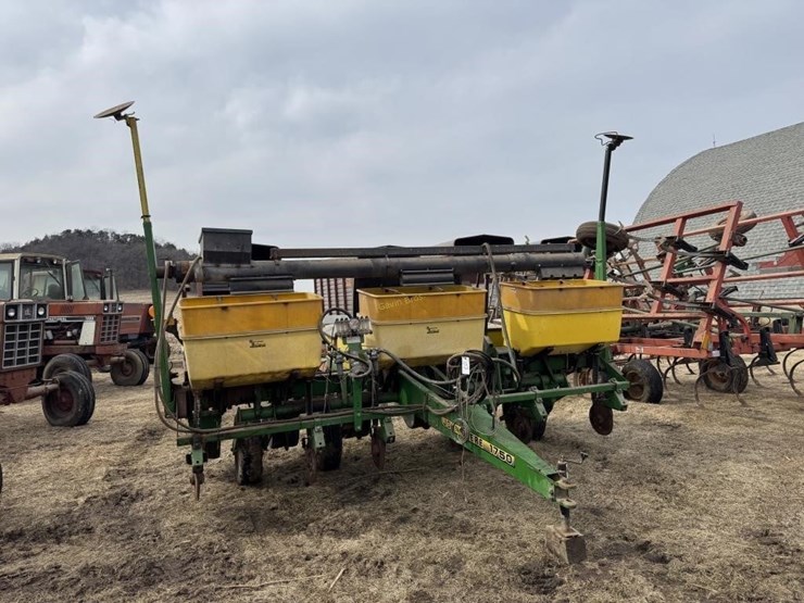 john-deere-1750-image-1