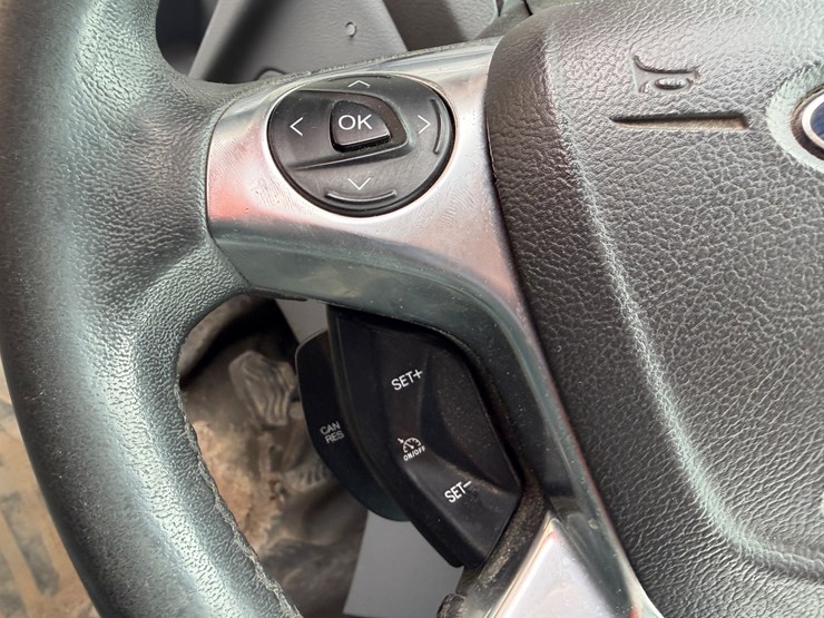 2015-ford-transit-image-14