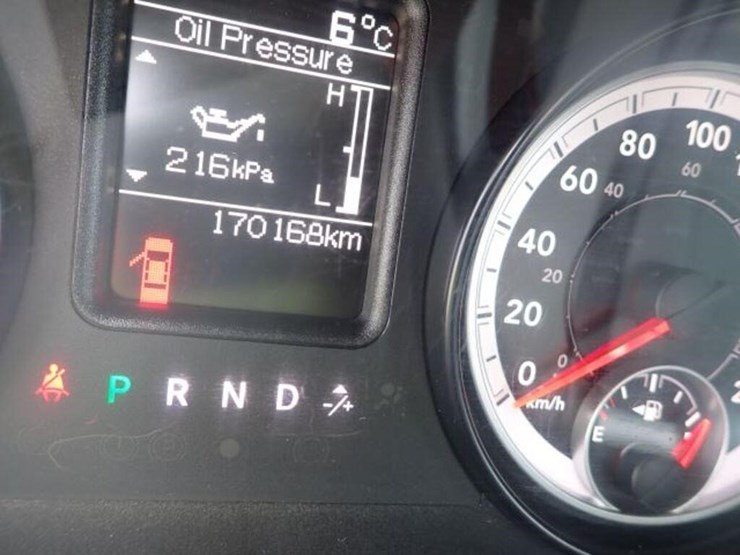 2015-dodge-1500-image-13