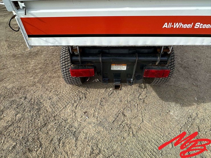 2007-bobcat-toolcat-5600-image-36