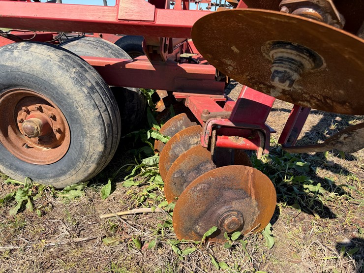 case-ih-3900dh-image-26