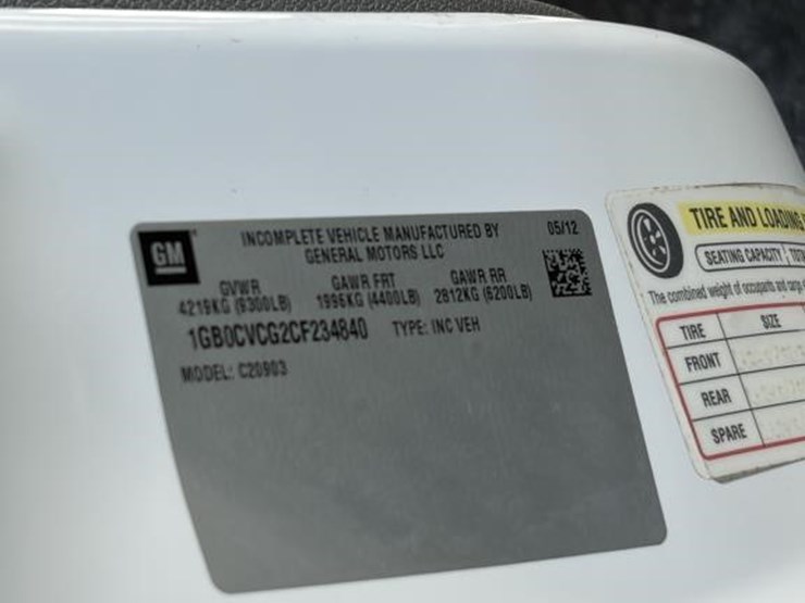 2012-chevrolet-2500-image-41