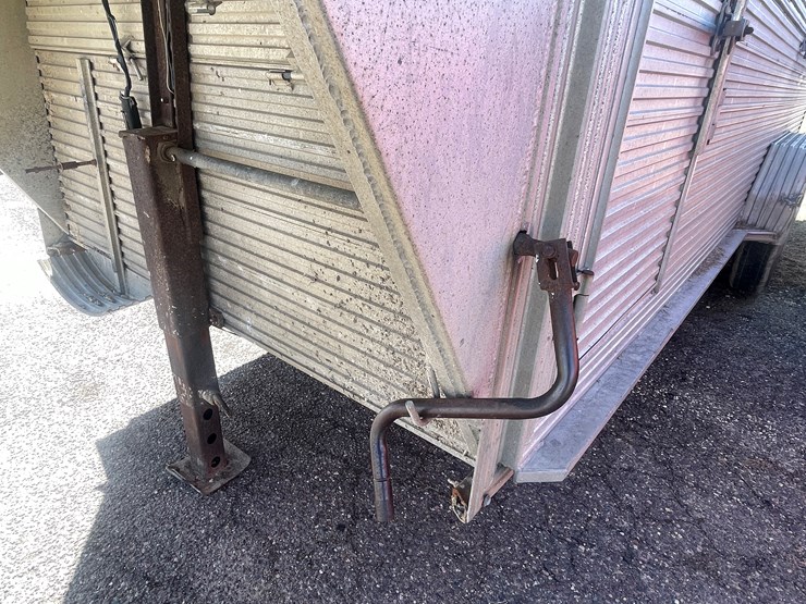 #1484-•-1993-alum-line-20'-gooseneck-cattle-trailer-(has-wi-title)-image-13