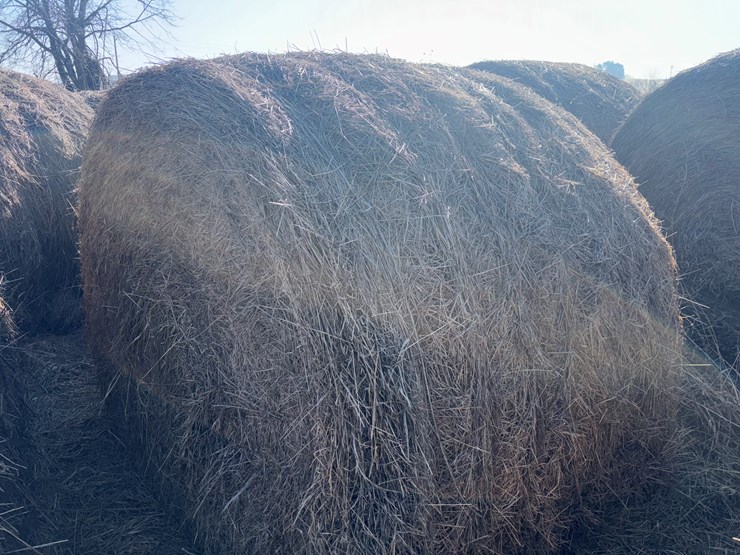 #1074-•-(78)-round-bales-of-1st-and-2nd-crop-grass/alfalfa-(independence,-wi)-image-3