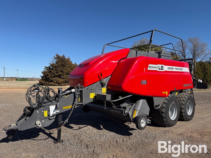 2024-massey-ferguson-lb2234xd-image-1