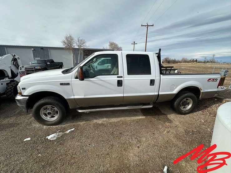 2004-ford-f250-lariat-image-2