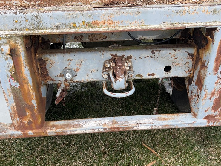 28'-single-axle-pup-trailer-for-storage-image-14