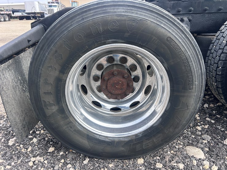 1998-peterbilt-379-image-87