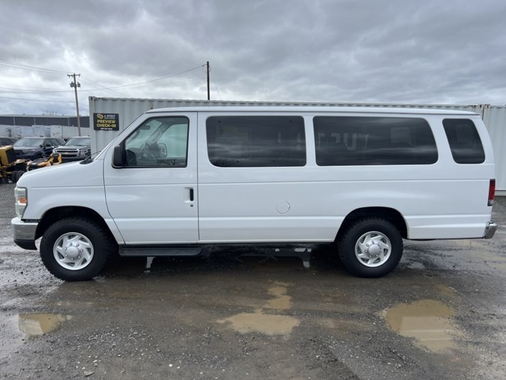 2008-ford-e350-image-7