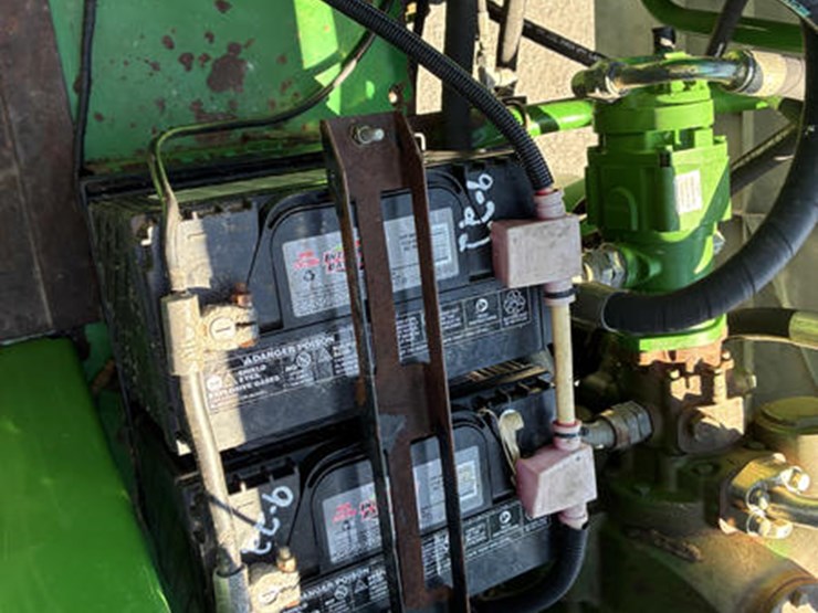 2005-john-deere-9660-sts-image-79