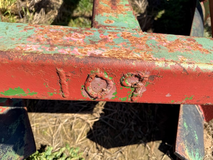 #42473-•-levee-squeeze-w/seeder-109-image-47