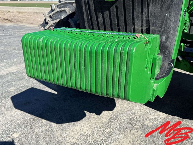 2023-john-deere-8r-370-image-14