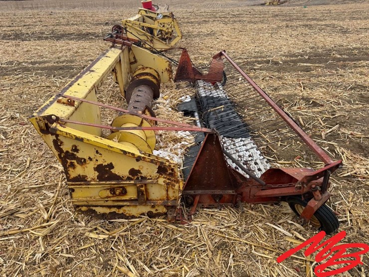 new-holland-960-image-5