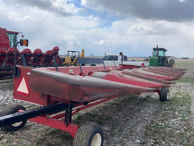 case-ih-1083-image-10