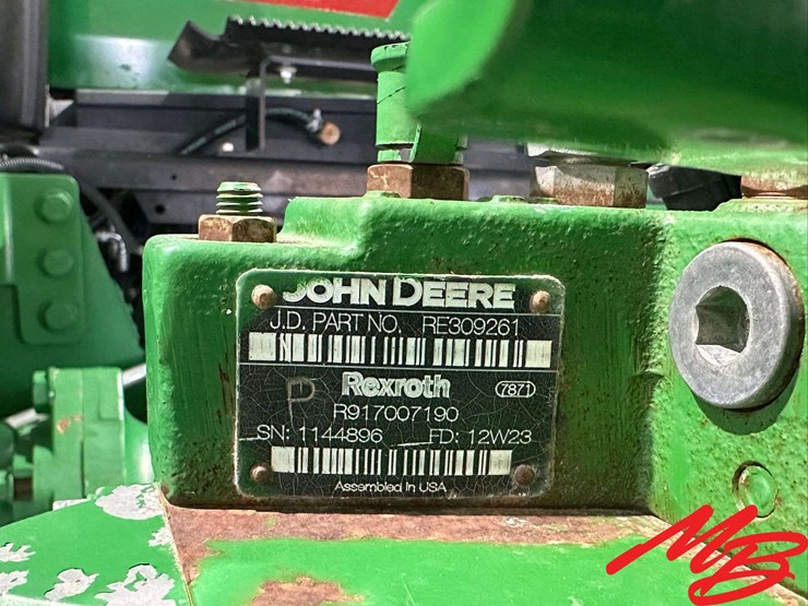2012-john-deere-9560-image-38