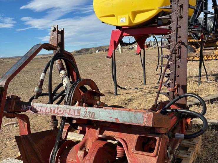 international-230-image-3