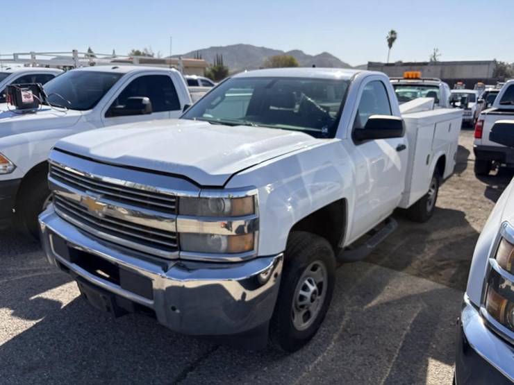 2015-chevrolet-2500-image-1
