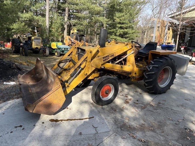 case-construction-king-480-industrial-tractor-image-1