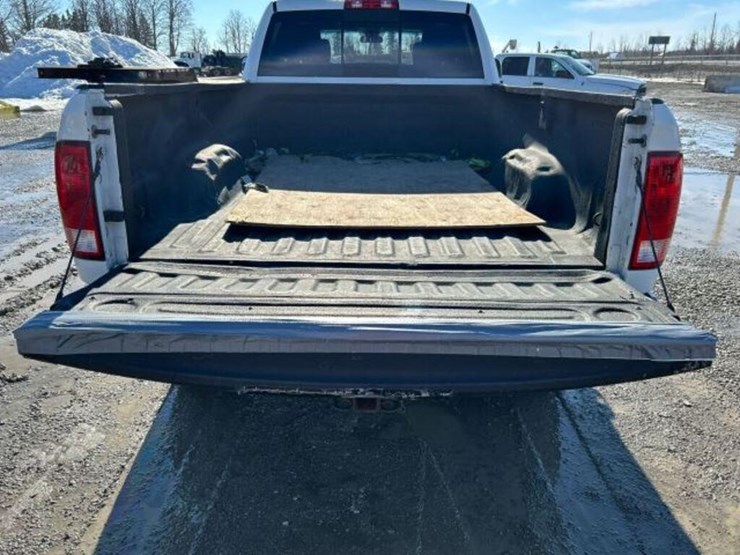 2018-ram-2500-hd-image-44