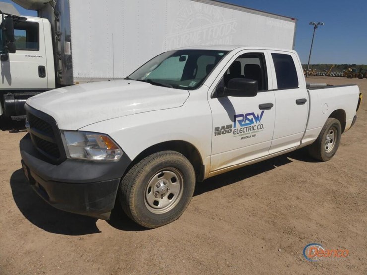 2015-dodge-ram-1500-image-11