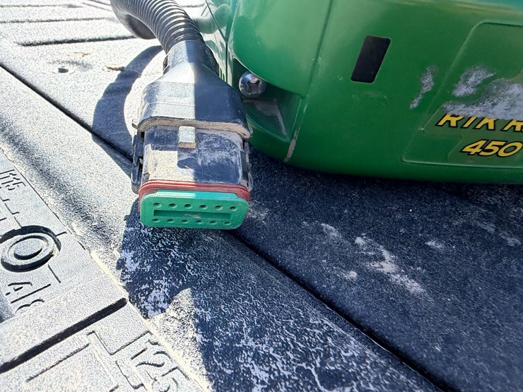 john-deere-3000-image-3