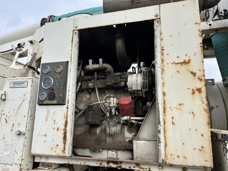 1994-ford-l8000-image-32