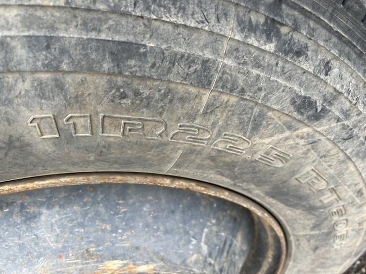 1993-ford-l8000-image-17