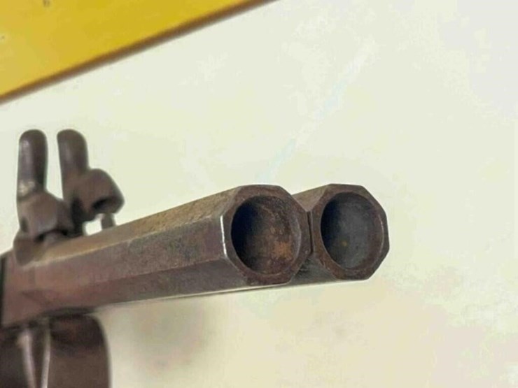 vintage-double-barrell-pistol-image-17