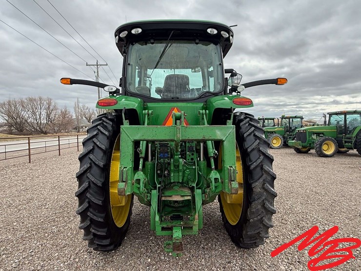 2013-john-deere-8285r-image-9