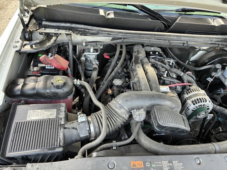 2011-chevrolet-silverado-1500-image-7