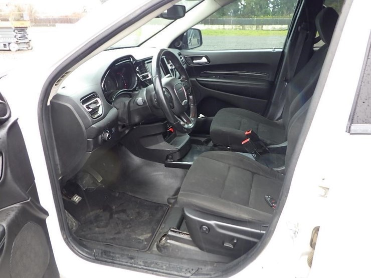 2021-dodge-durango-image-23