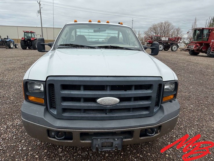 2006-ford-f350-image-7