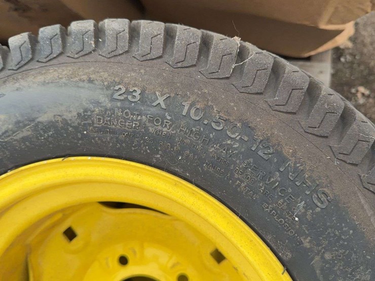 tractor-seats-and-tires-image-13